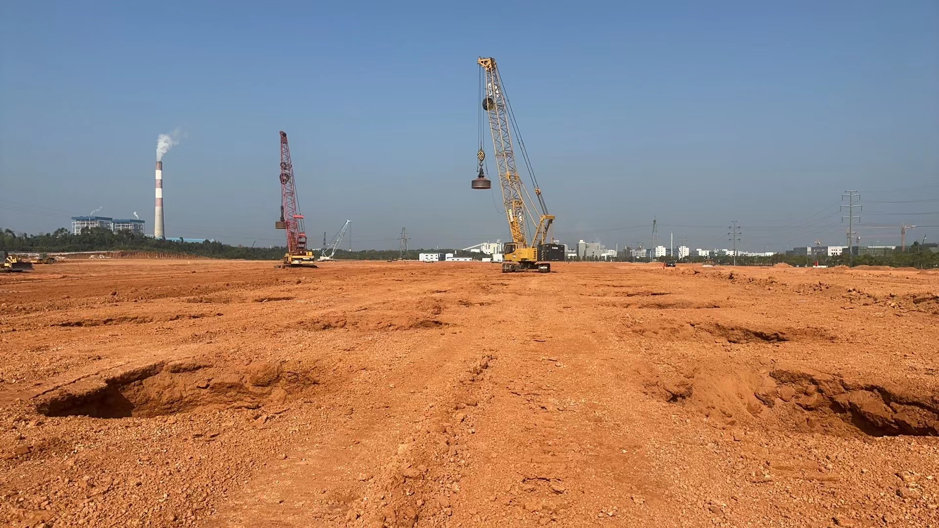 湖北强夯公司，强夯施工，强夯队伍，强夯置换，sddc强夯，柱锤组合锤强夯